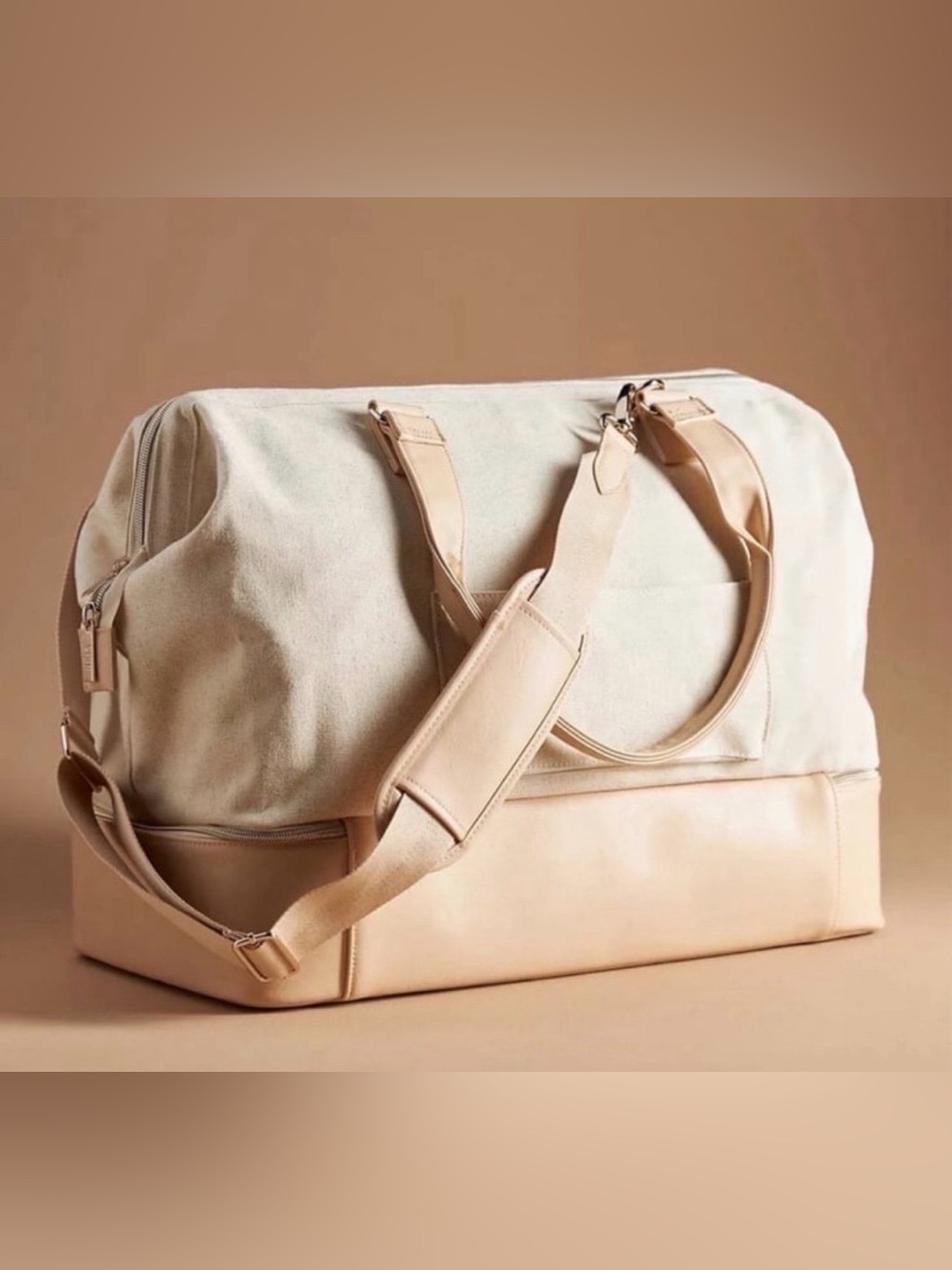 Beige Beis Weekender